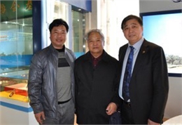 2012年3月25日与中国科学院卯晓岚教授（中）、江苏安惠生物科技有限公司董事长陈惠（右）一起